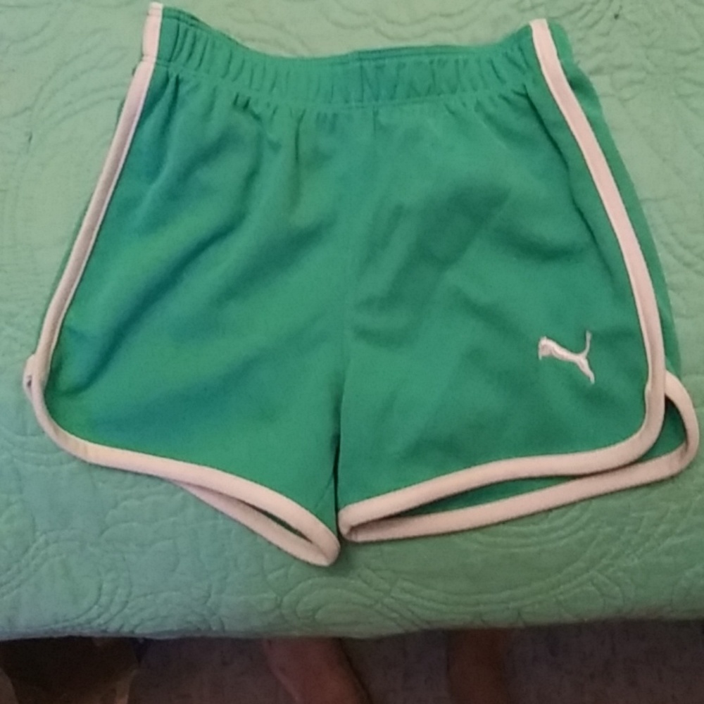 Girls Puma Shorts Size 3T in Teal